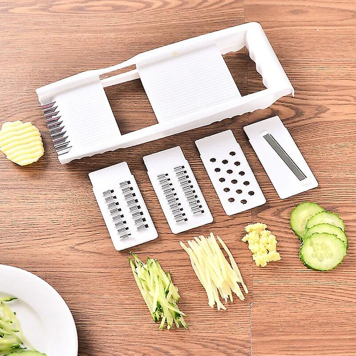 Cutting Vegetables with a Multipurpose Vegetable Cutter with Slicer