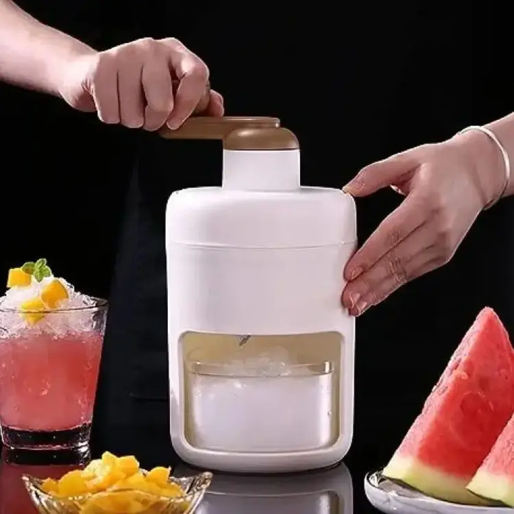 Portable Manual Ice Crusher for Cocktails and Smoothies