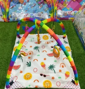 Mat with hanging toys