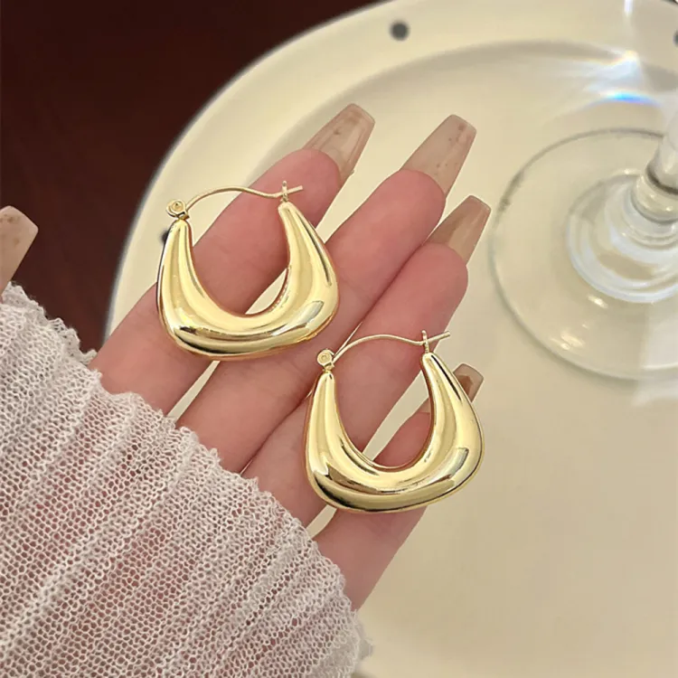 Simple U shaped Earrings Circle Ear Hoop Metal Buckle