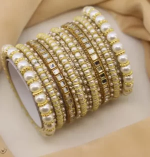 Stylish Pearl Kundan Bangle
